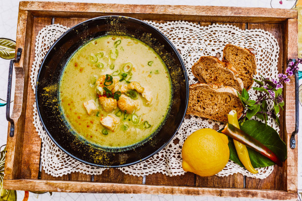 Curry-Kokos-Suppe mit Putenbrust